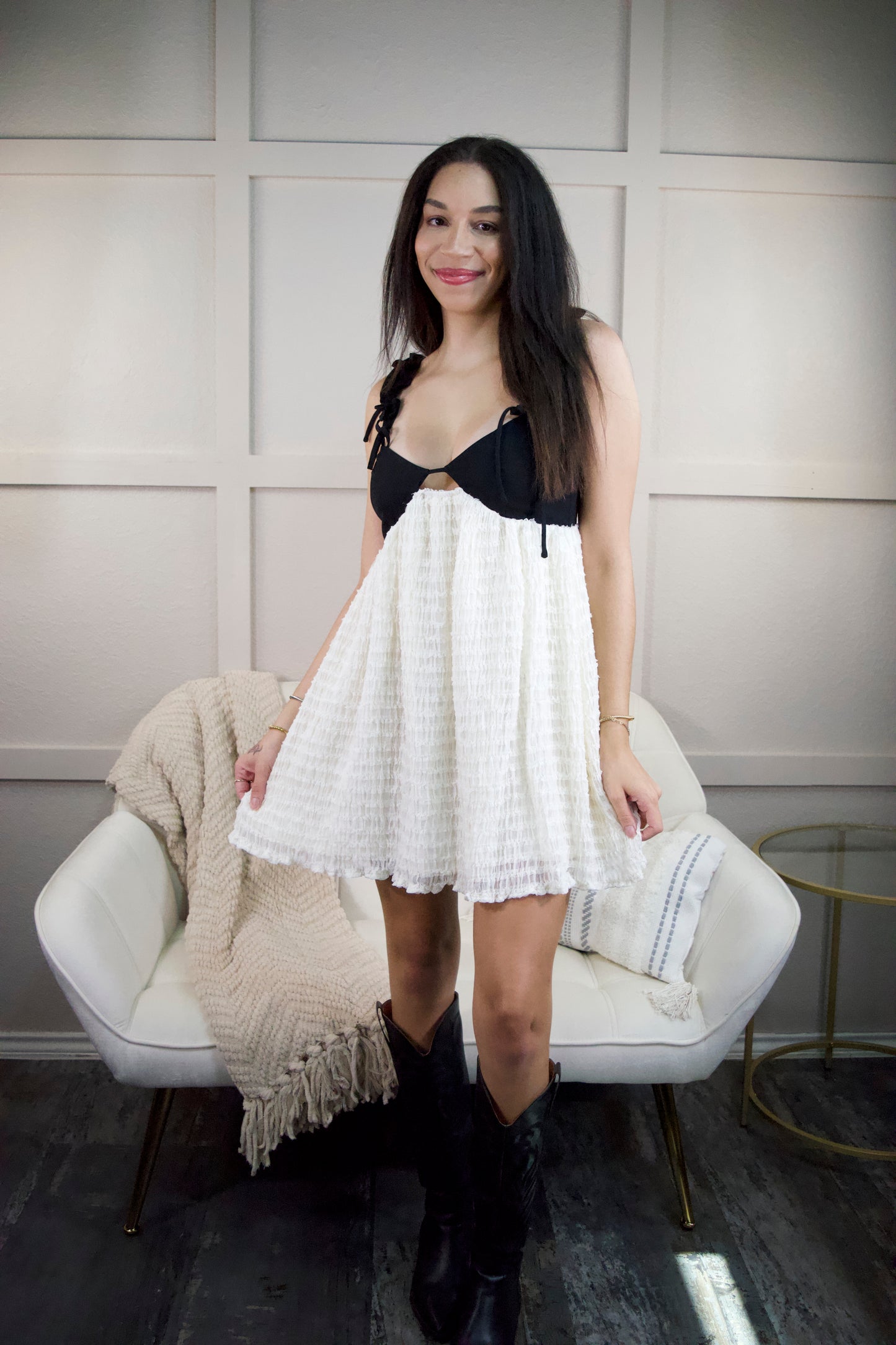 Chiffon Charm Babydoll Dress: Black/Cream
