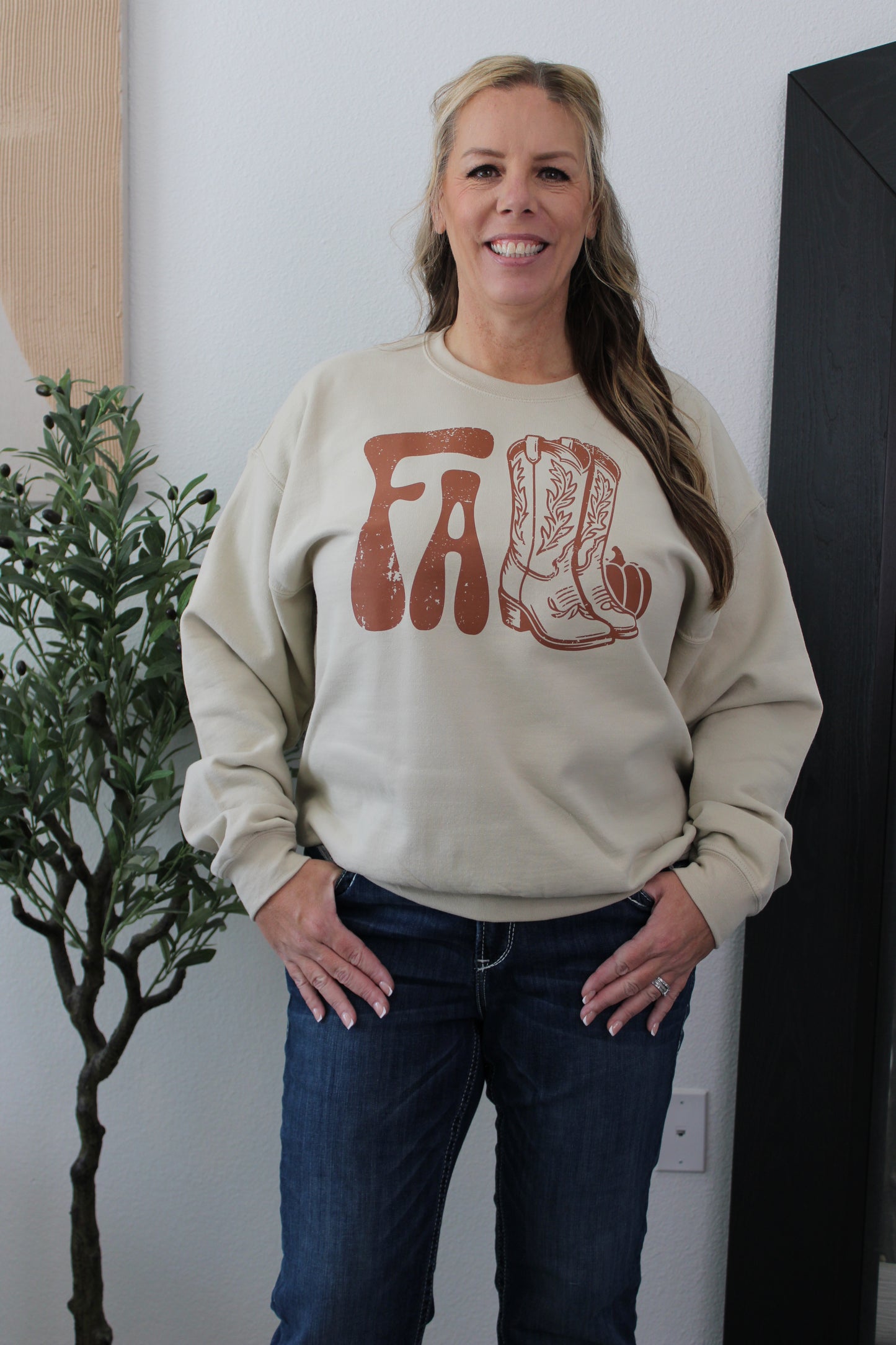 Western Fall Sweatshirt: Beige