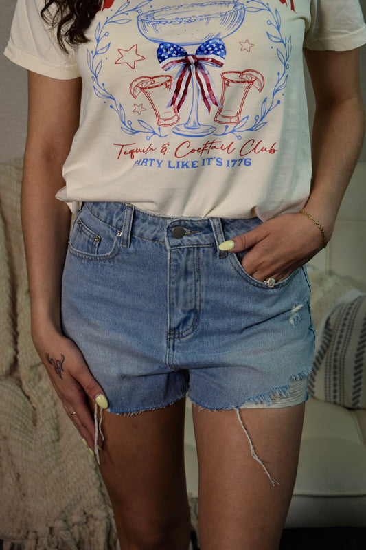 Essential High Waisted Denim Shorts: Light Wash