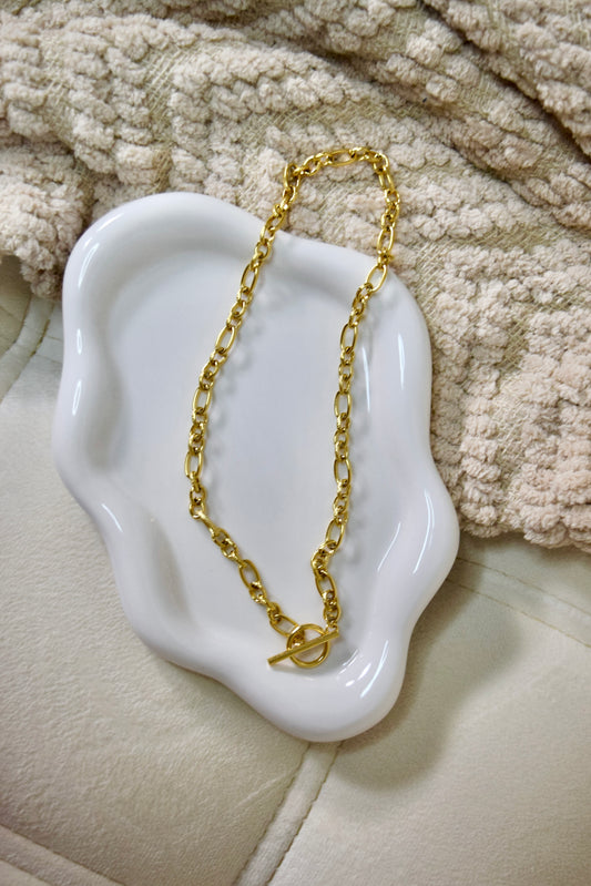 Classic Chain Necklace: Gold