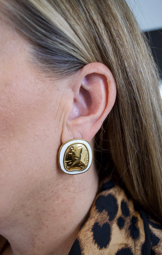 Night Out Pearl Earrings: Gold
