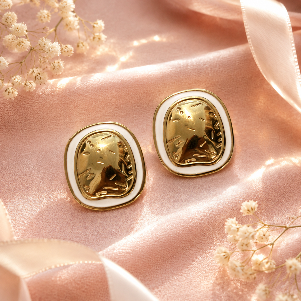 Night Out Pearl Earrings